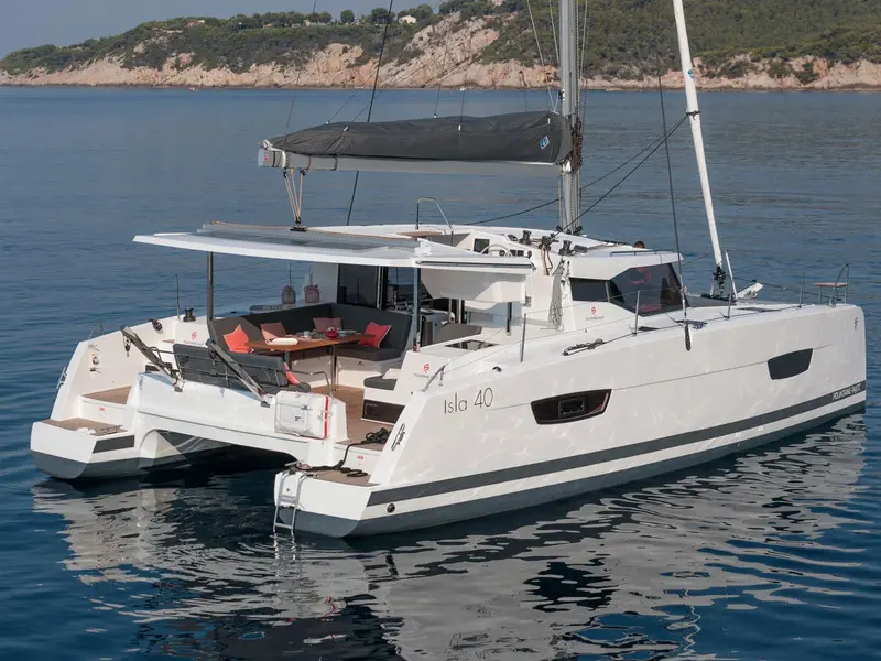 Fountaine Pajot Isla 40 Luna